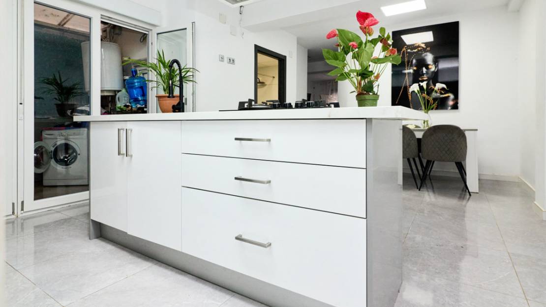 Venta - Apartment - Torrevieja - La Mata