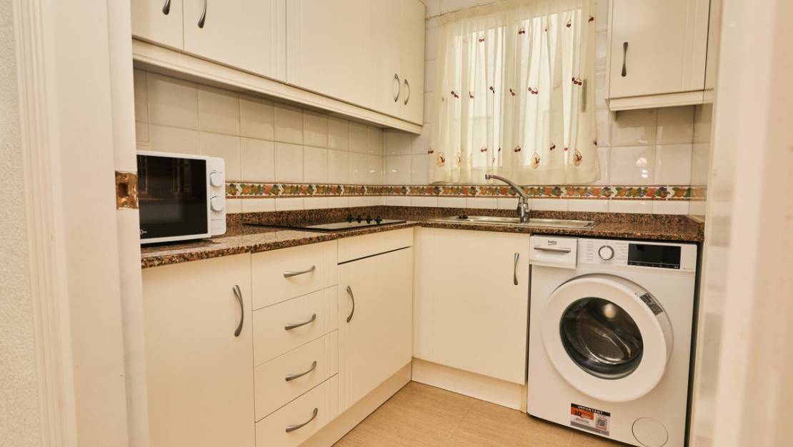 Venta - Apartment - Torrevieja - La Mata