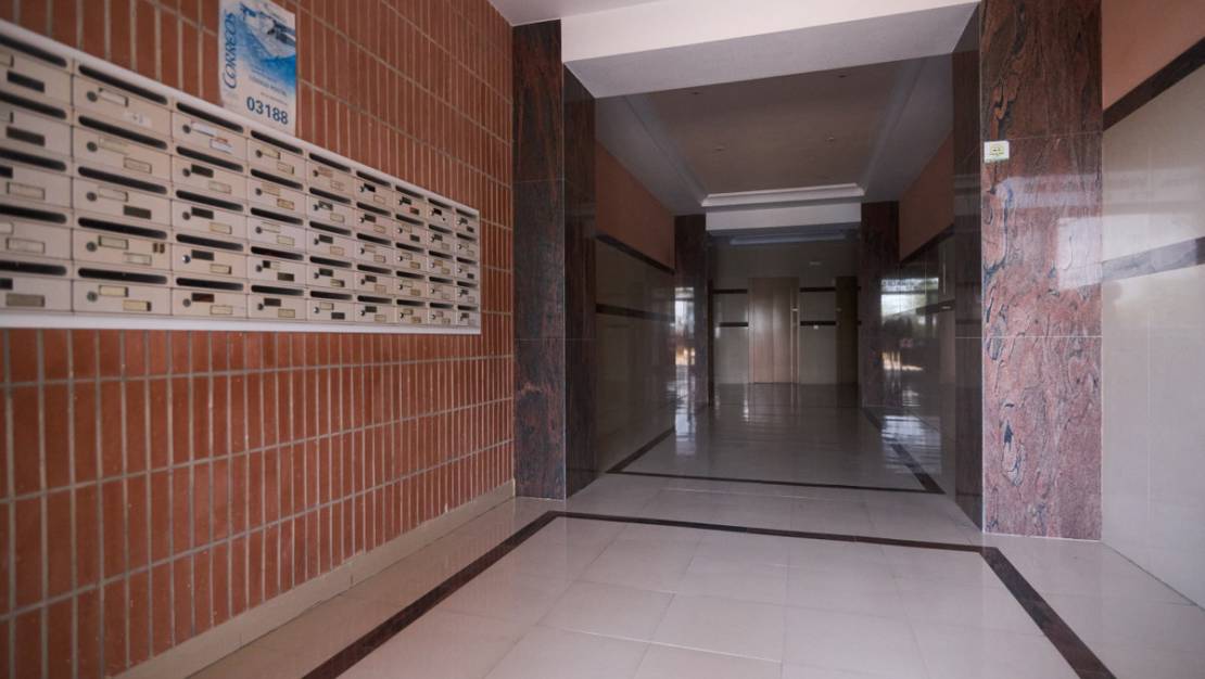 Venta - Apartment - Torrevieja - La Mata
