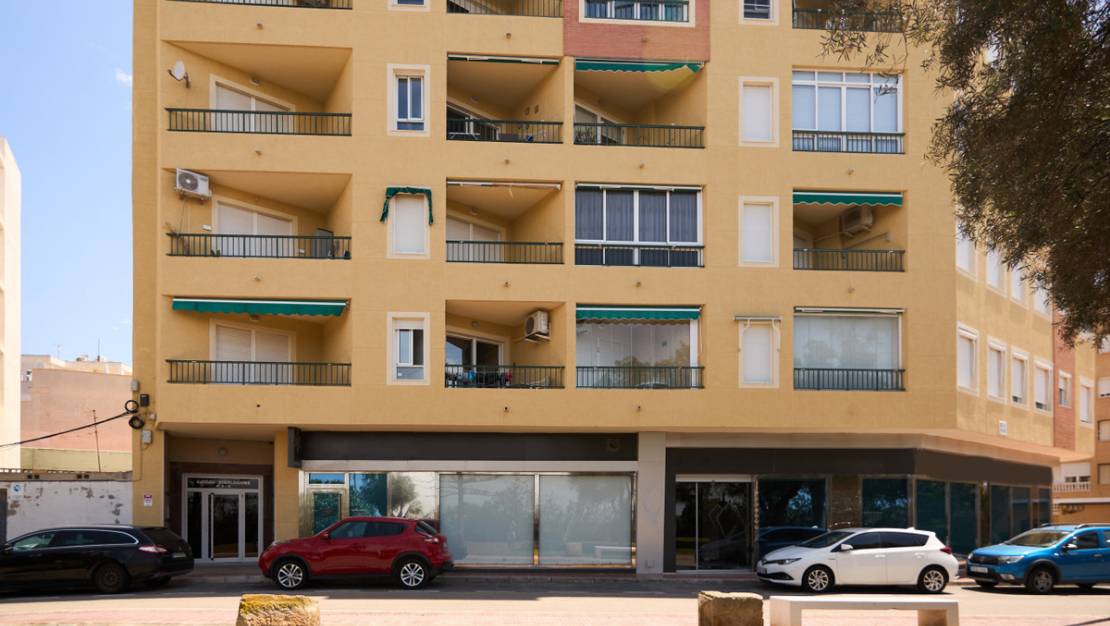 Venta - Apartment - Torrevieja - La Mata
