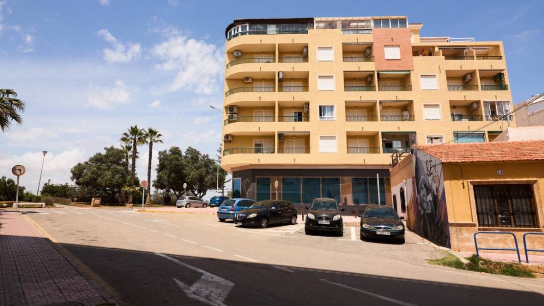 Venta - Apartment - Torrevieja - La Mata