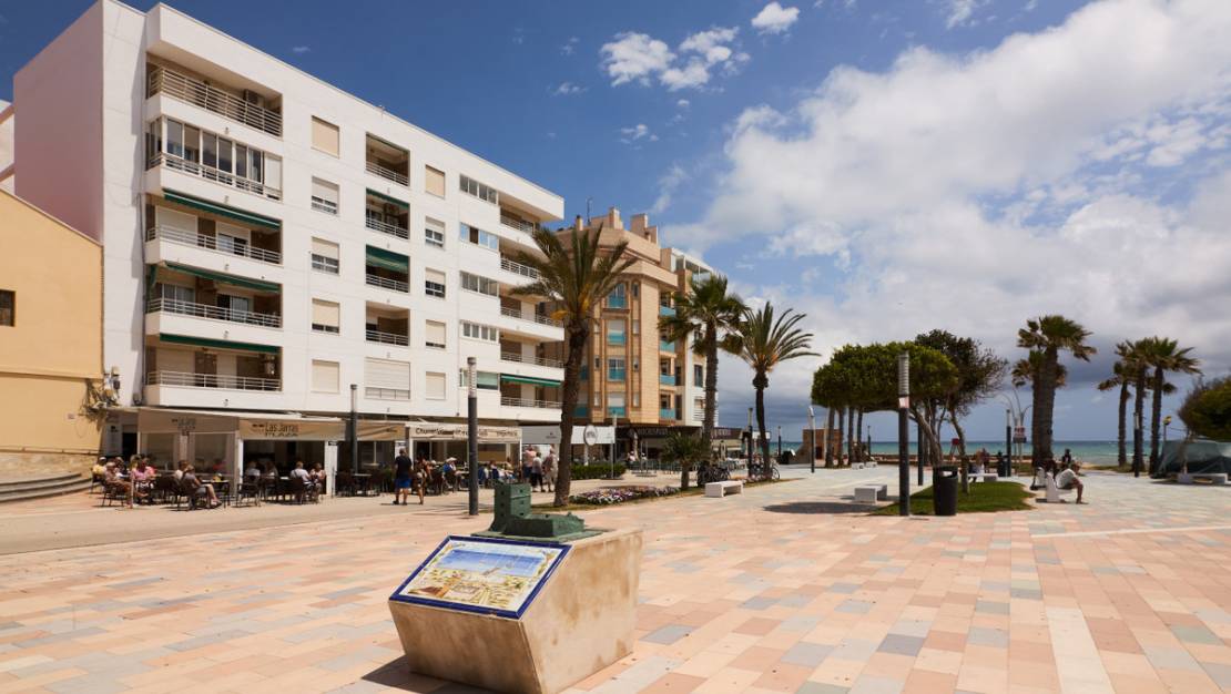 Venta - Apartment - Torrevieja - La Mata
