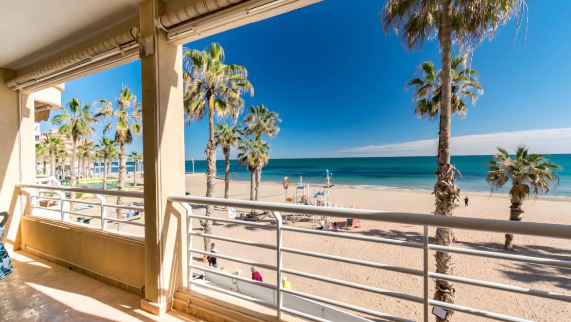 Venta - Apartment - Torrevieja - La Mata