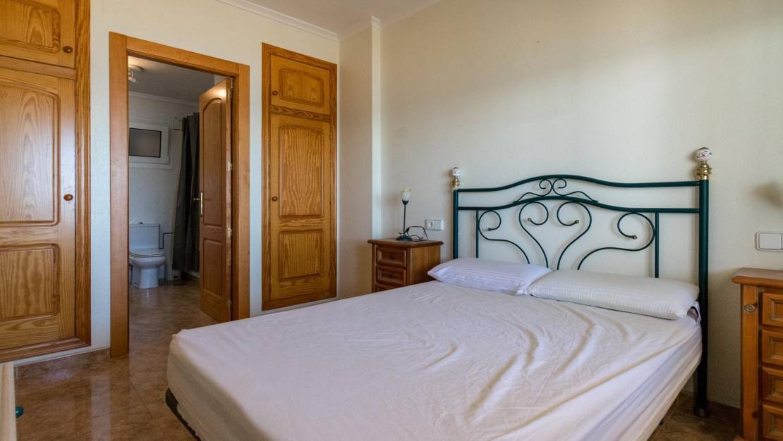 Venta - Apartment - Torrevieja - La Mata