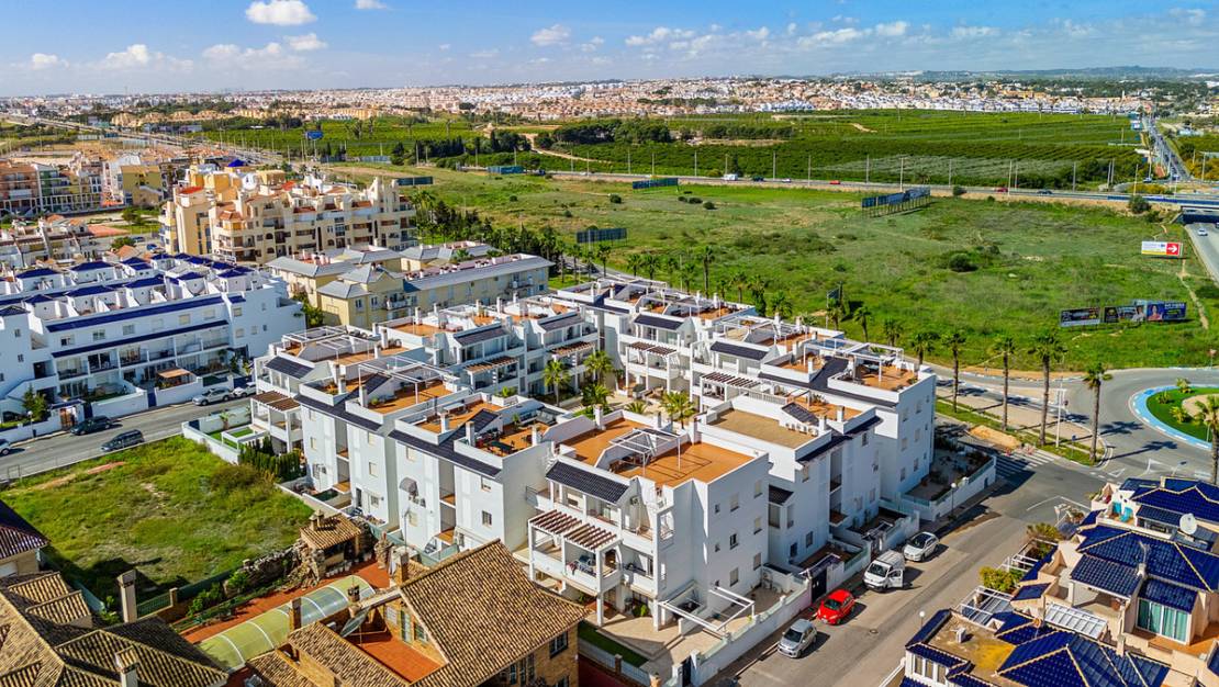 Venta - Apartment - Torrevieja - La Veleta