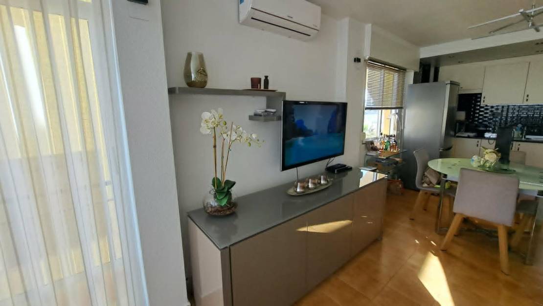 Venta - Apartment - Torrevieja - La Veleta