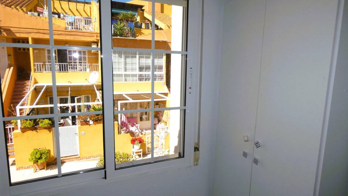 Venta - Apartment - Torrevieja - La Veleta