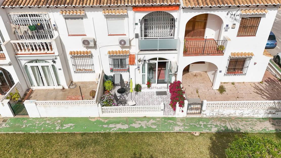 Venta - Apartment - Torrevieja - Lago jardin