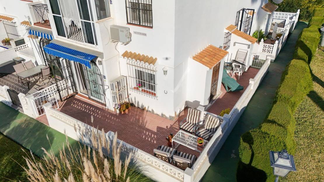 Venta - Apartment - Torrevieja - Lago jardin