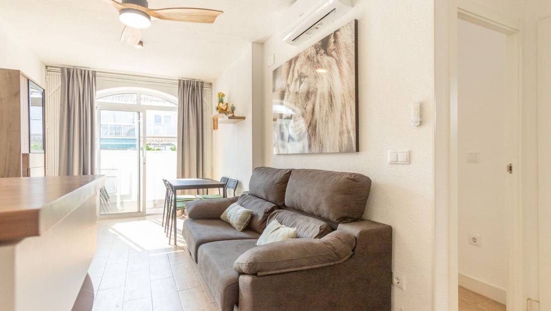 Venta - Apartment - Torrevieja - Lago jardin