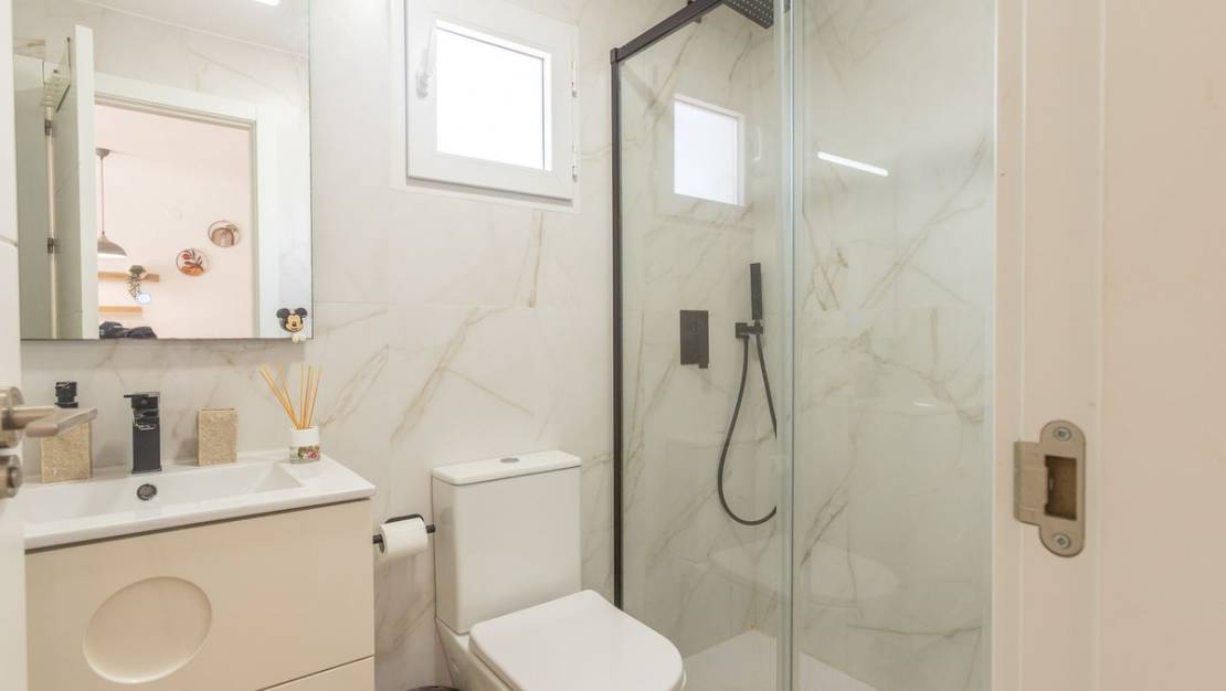 Venta - Apartment - Torrevieja - Lago jardin