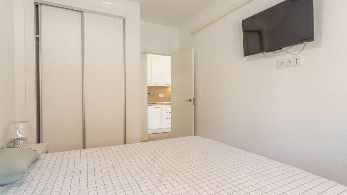 Venta - Apartment - Torrevieja - Lago jardin