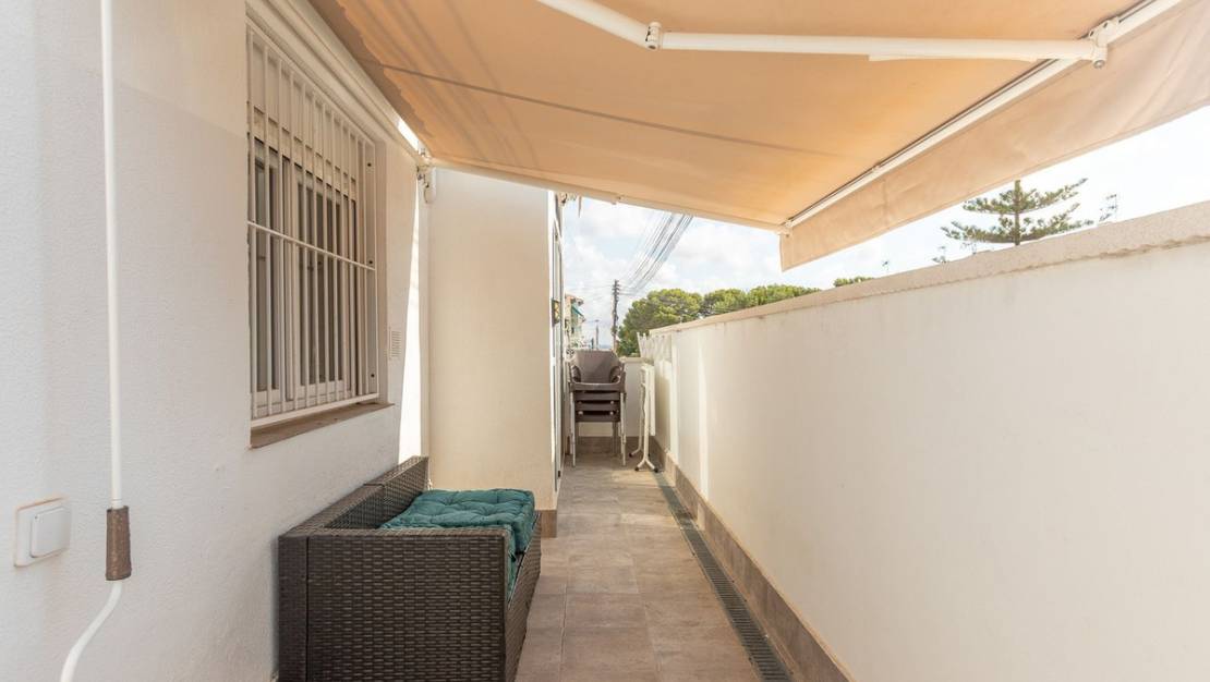 Venta - Apartment - Torrevieja - Lago jardin