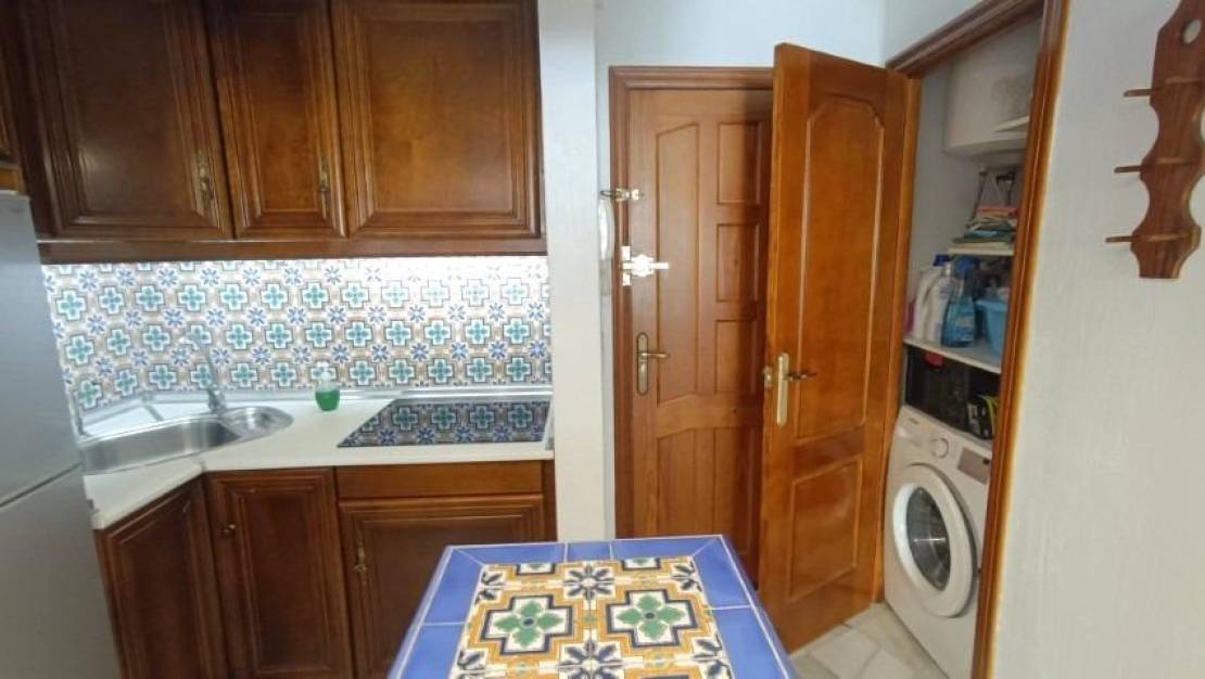 Venta - Apartment - Torrevieja - Los Frutales