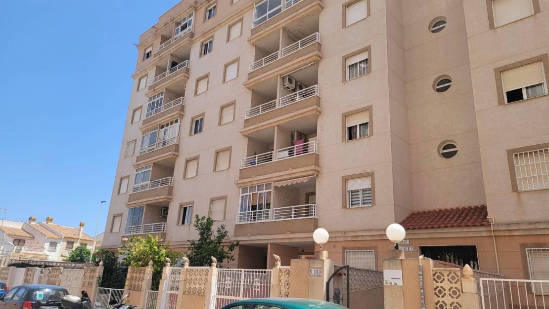 Venta - Apartment - Torrevieja - Nueva Torrevieja