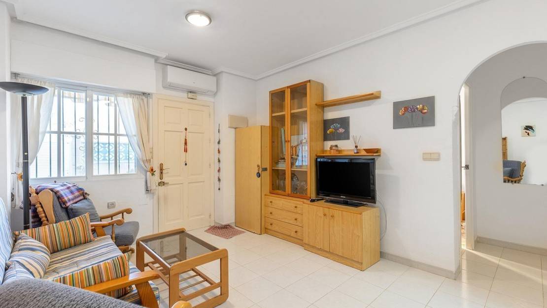 Venta - Apartment - Torrevieja - Parque Acuático - Sector 25