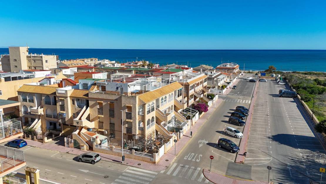 Venta - Apartment - Torrevieja - Playa De La Mata