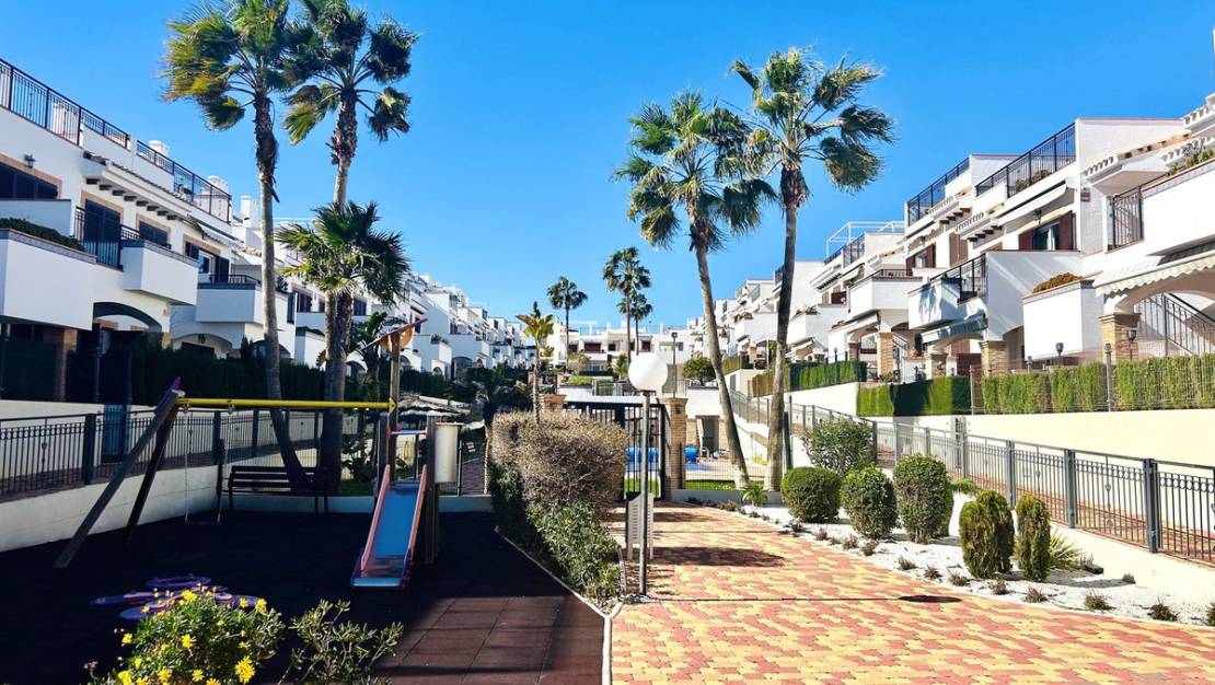 Venta - Apartment - Torrevieja - Playa De La Mata