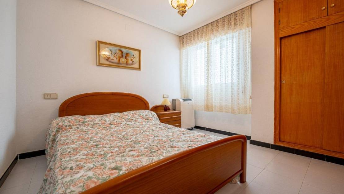 Venta - Apartment - Torrevieja - Playa de los Locos