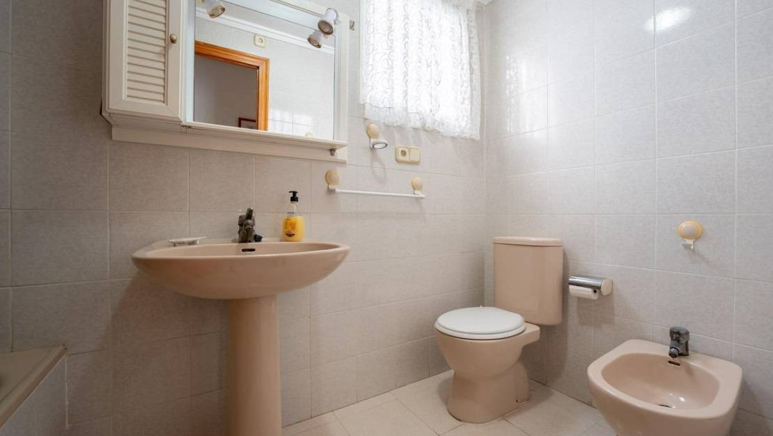 Venta - Apartment - Torrevieja - Playa de los Locos