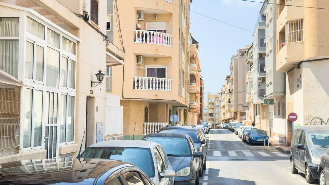 Venta - Apartment - Torrevieja - Playa de los Locos