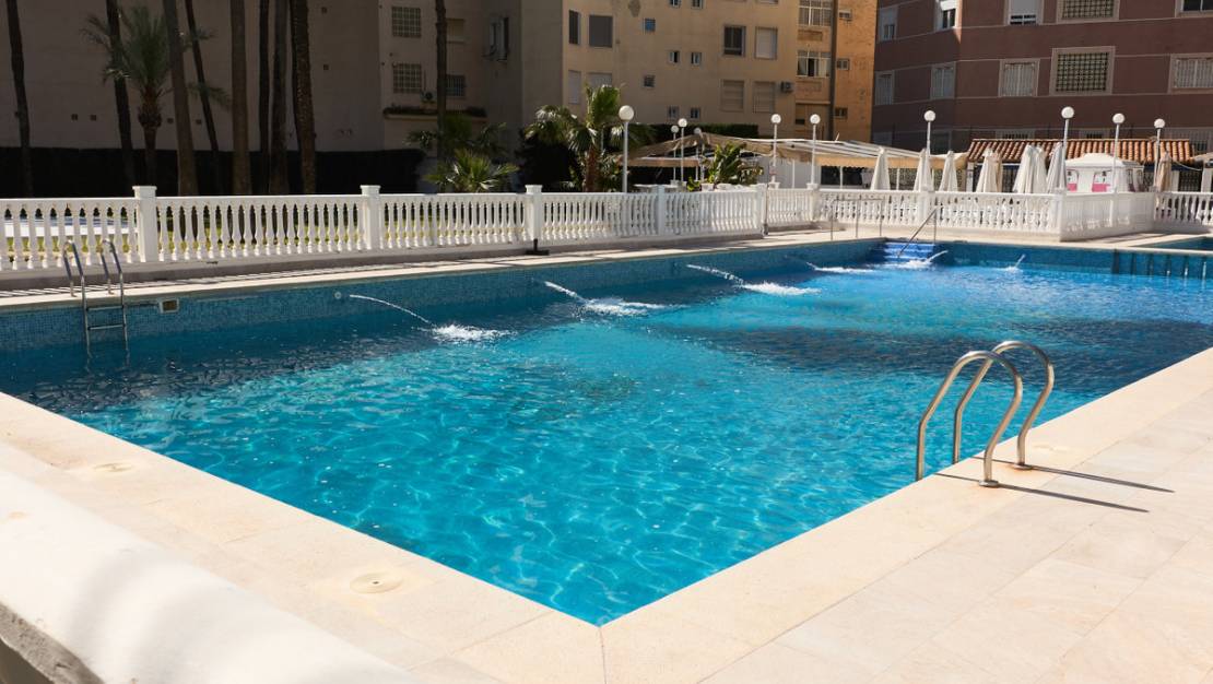 Venta - Apartment - Torrevieja - Playa de los Locos