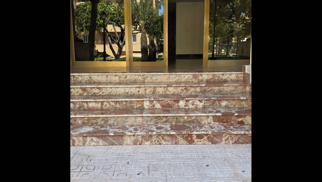 Venta - Apartment - Torrevieja - Playa de los Locos