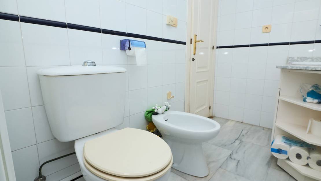 Venta - Apartment - Torrevieja - Playa de los Locos