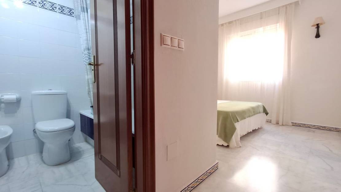 Venta - Apartment - Torrevieja - Playa de los Locos