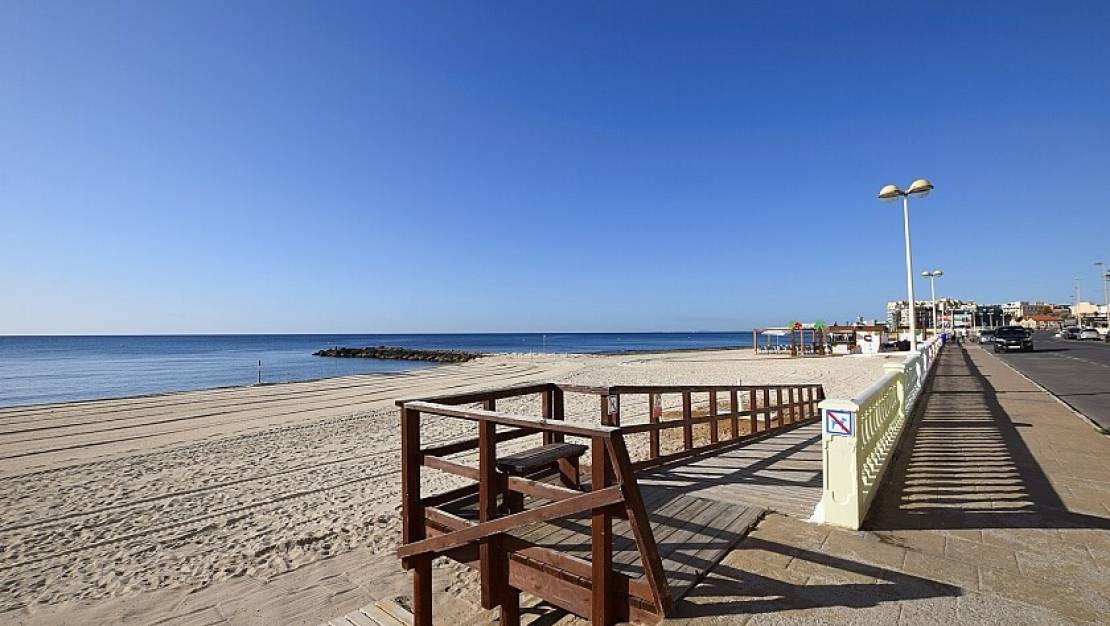 Venta - Apartment - Torrevieja - Playa de los Locos