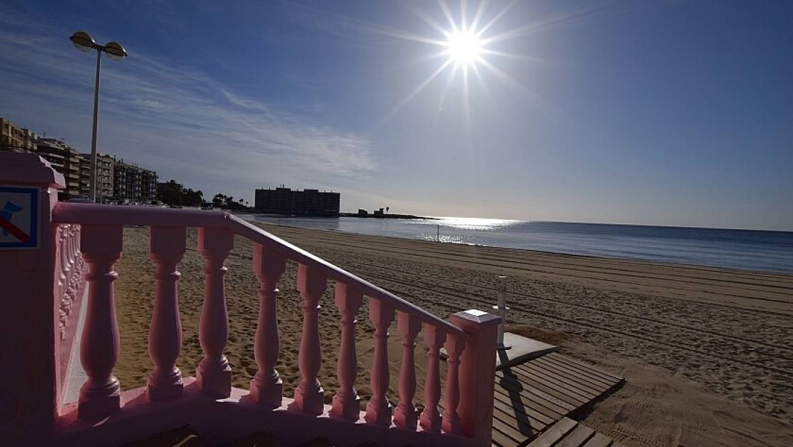 Venta - Apartment - Torrevieja - Playa de los Locos