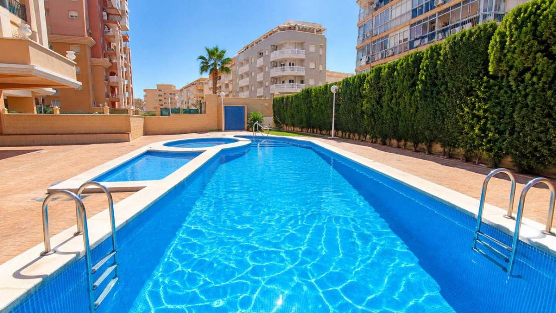 Venta - Apartment - Torrevieja - Playa de los Locos