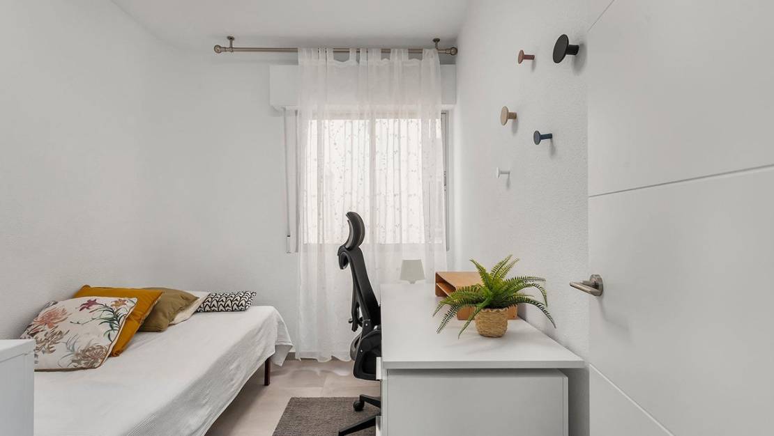 Venta - Apartment - Torrevieja - Playa de los Locos