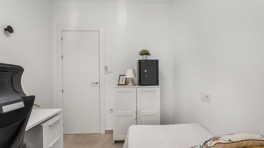 Venta - Apartment - Torrevieja - Playa de los Locos