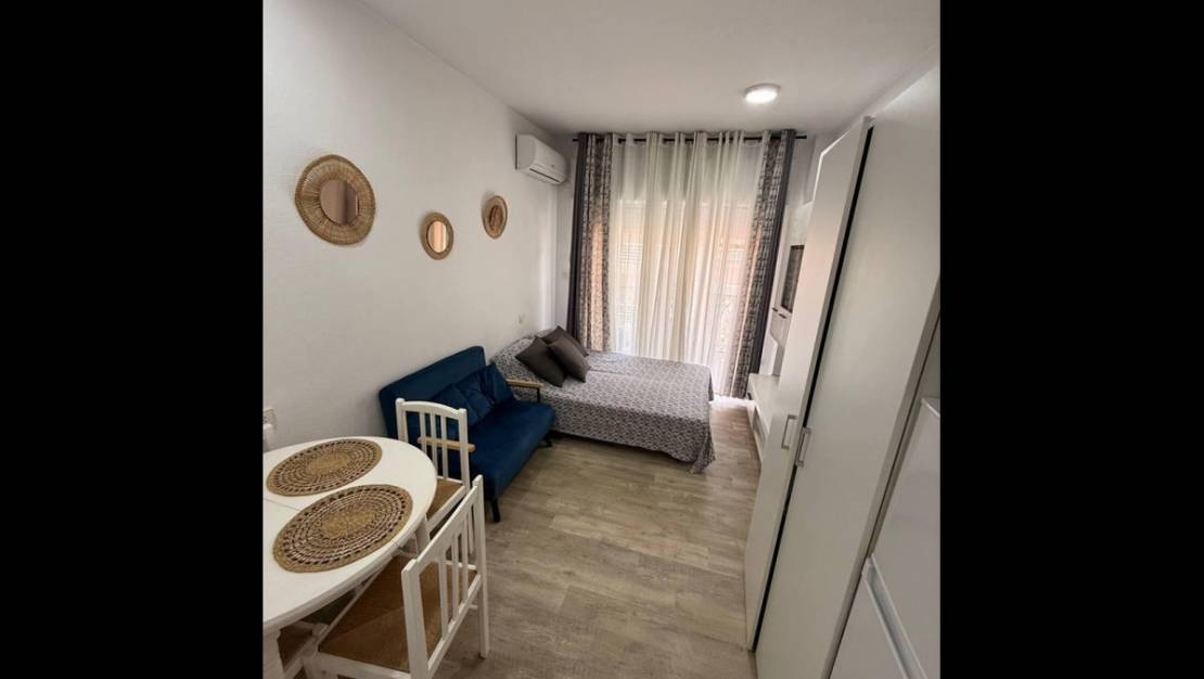 Venta - Apartment - Torrevieja - Playa de los Locos