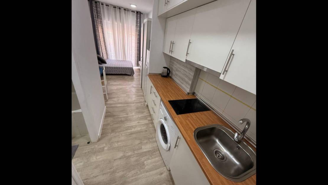 Venta - Apartment - Torrevieja - Playa de los Locos