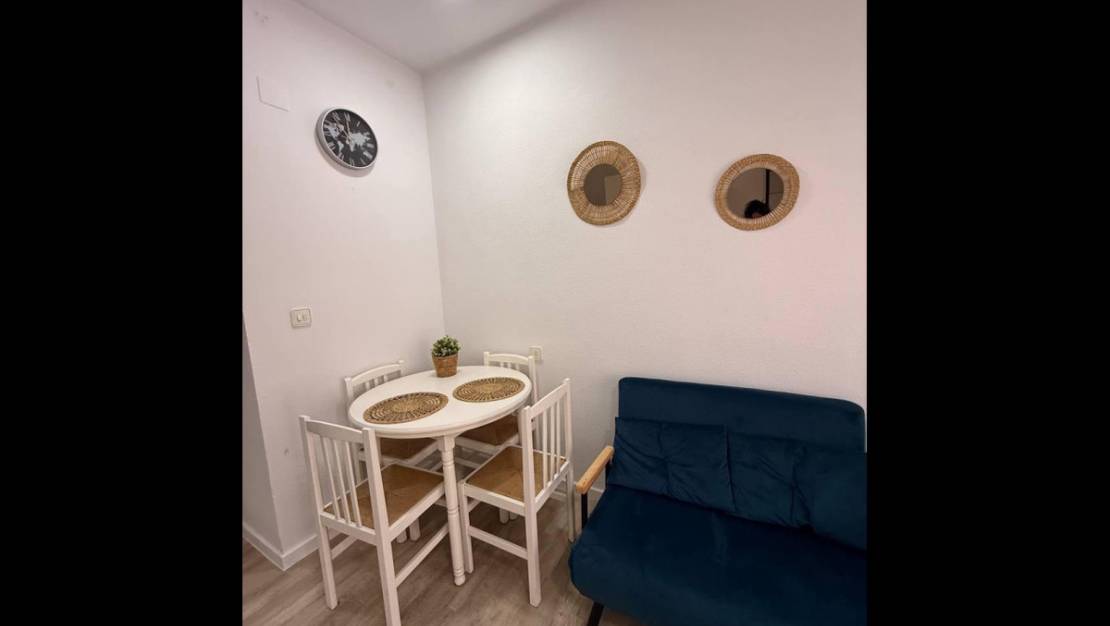 Venta - Apartment - Torrevieja - Playa de los Locos