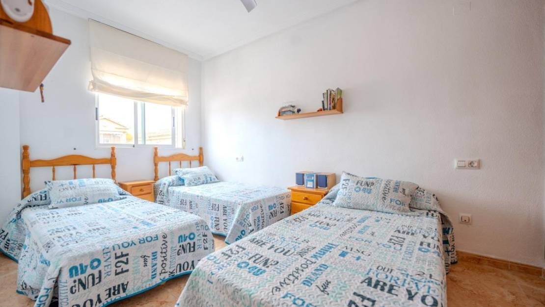 Venta - Apartment - Torrevieja - Playa de los Locos