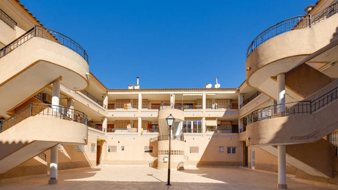 Venta - Apartment - Torrevieja - Playa de los Naufragos