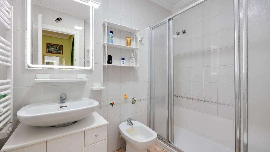 Venta - Apartment - Torrevieja - Playa de los Naufragos
