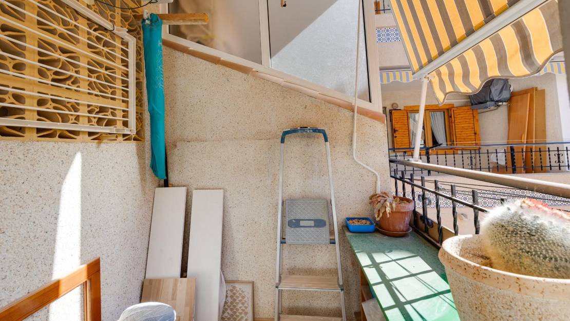 Venta - Apartment - Torrevieja - Playa de los Naufragos