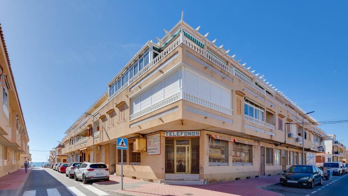 Venta - Apartment - Torrevieja - Playa de los Naufragos