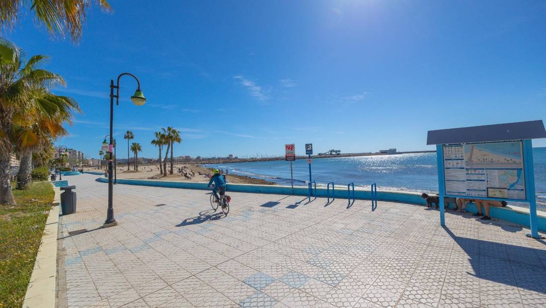 Venta - Apartment - Torrevieja - Playa de los Naufragos