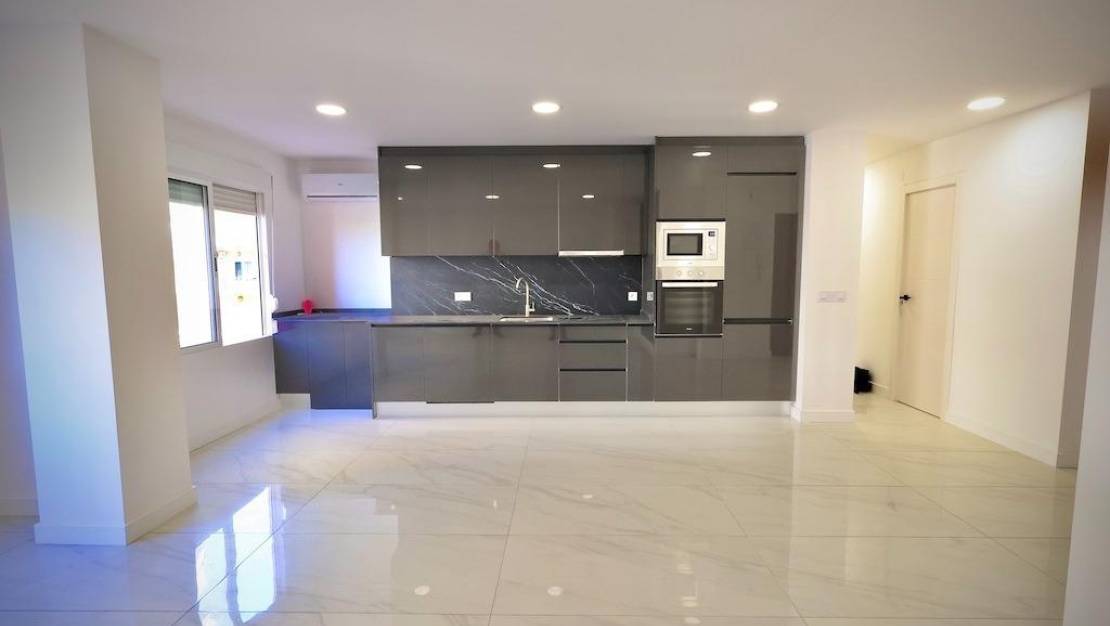 Venta - Apartment - Torrevieja - Playa del Cura