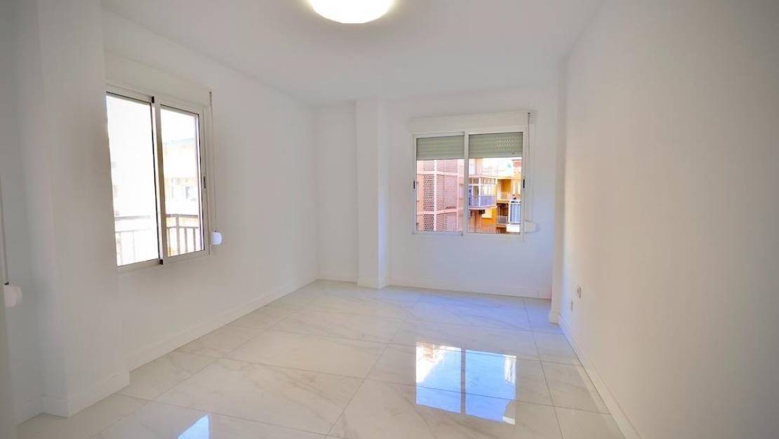 Venta - Apartment - Torrevieja - Playa del Cura