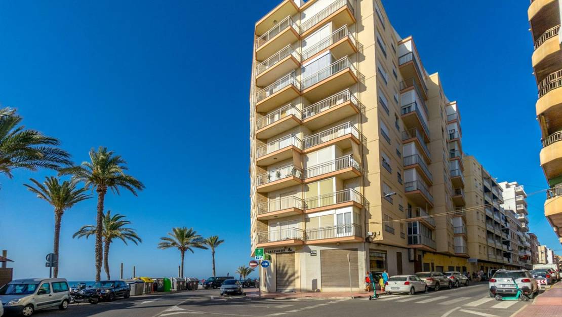 Venta - Apartment - Torrevieja - Playa del Cura