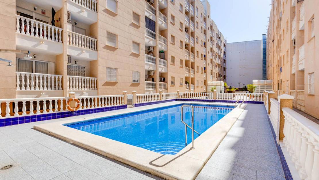 Venta - Apartment - Torrevieja - Playa del Cura