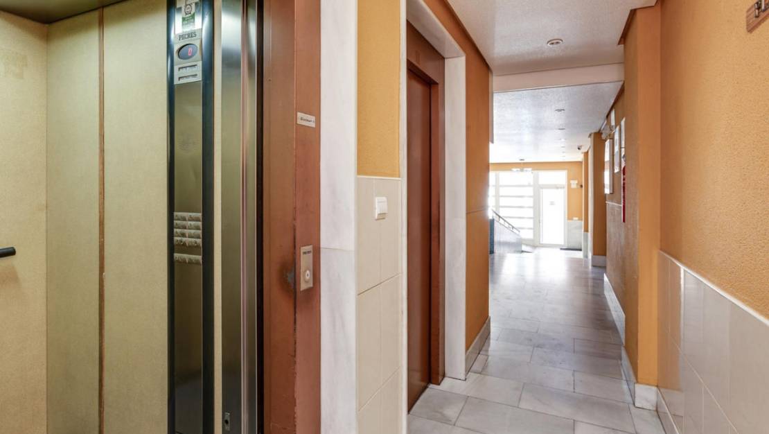 Venta - Apartment - Torrevieja - Playa del Cura