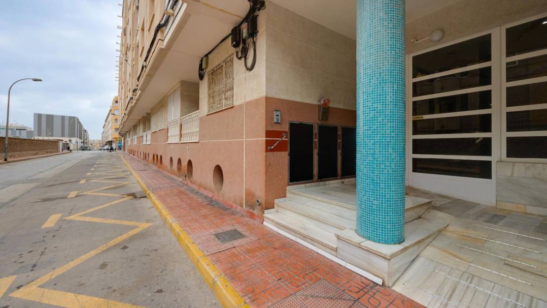 Venta - Apartment - Torrevieja - Playa del Cura