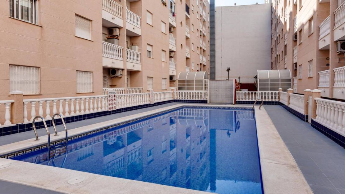 Venta - Apartment - Torrevieja - Playa del Cura